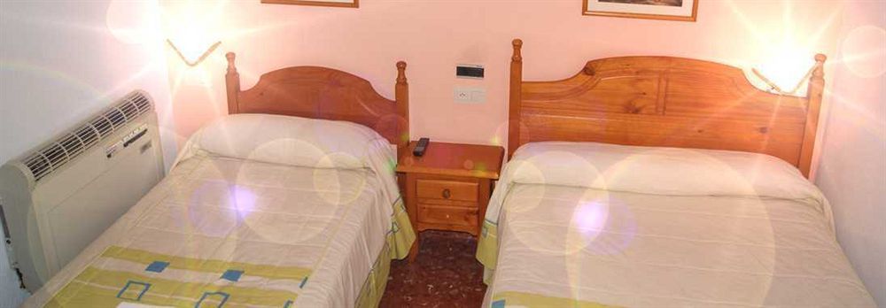 Hotel Al-Andalus Peal, En Cazorla Comarca Peal De Becerro Екстериор снимка