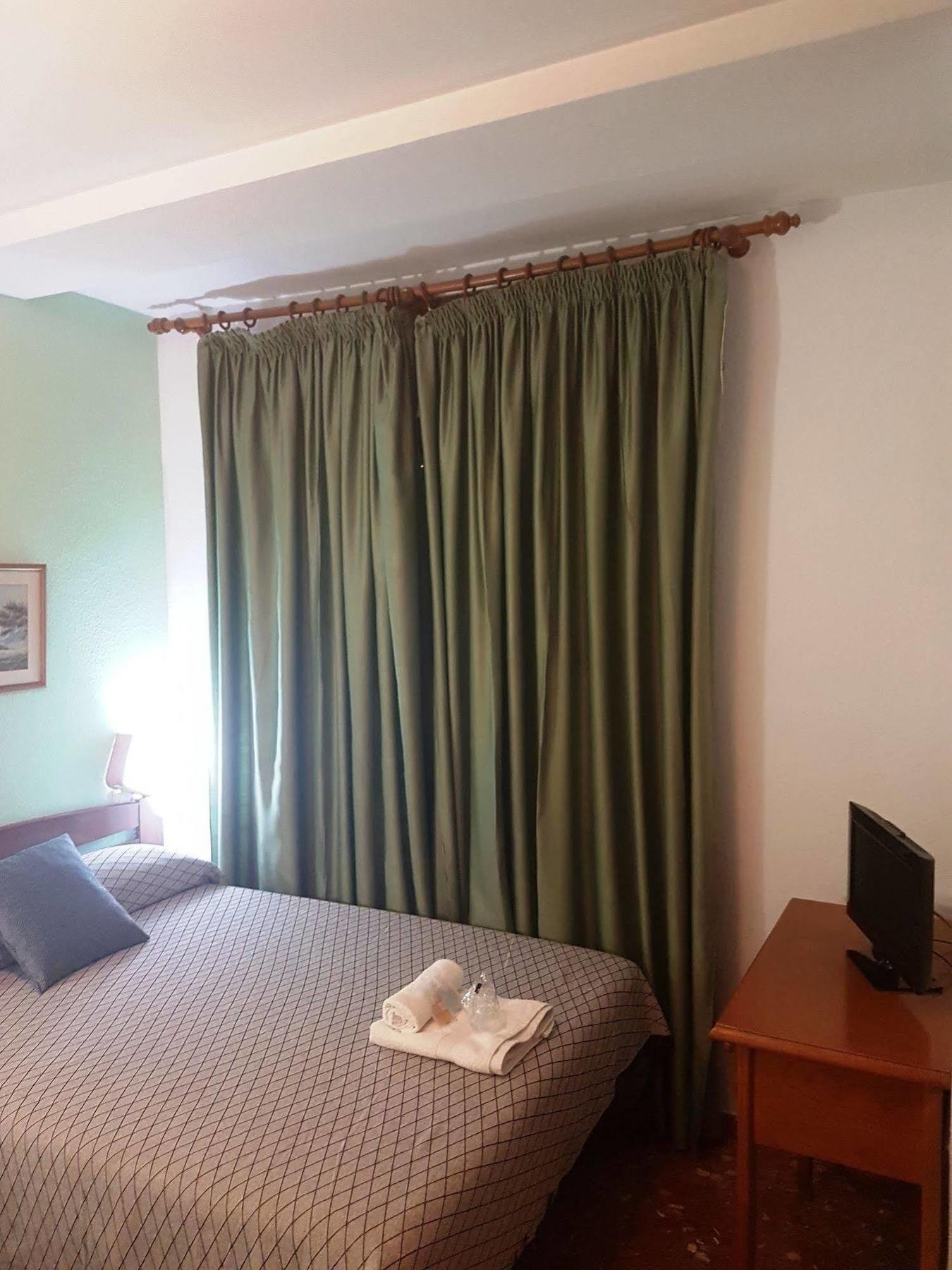 Hotel Al-Andalus Peal, En Cazorla Comarca Peal De Becerro Екстериор снимка